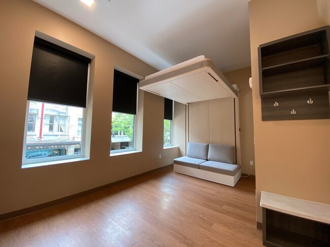 Building Photo - 83 Hanover St