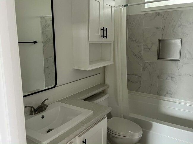 Building Photo - 7978 Yukon Trl