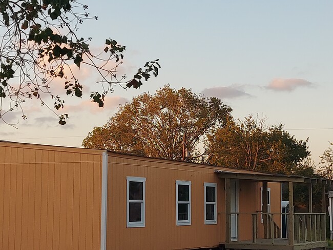 Building Photo - 18612 Baughman Dr