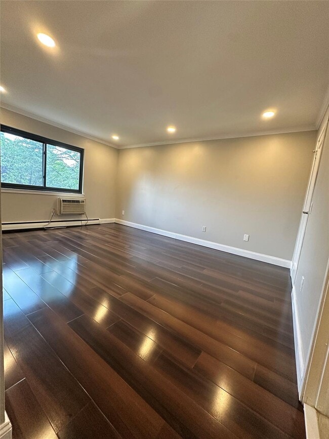Building Photo - 31 Hillside Terrace