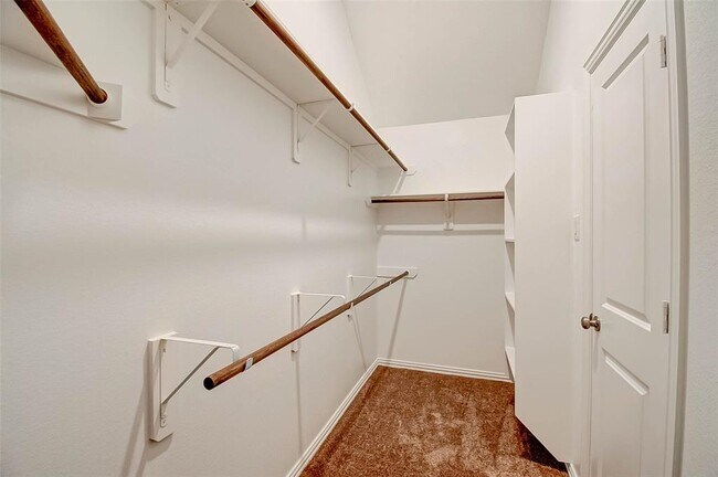 Building Photo - 2218 Pumpkin Patch Ln