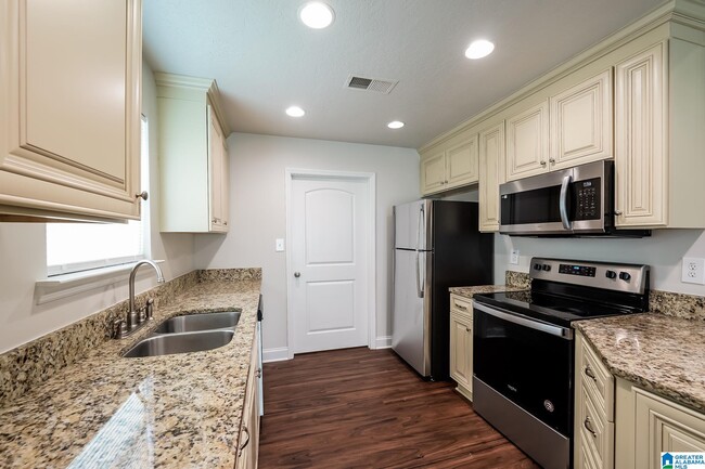 Building Photo - 155 Earl Owens Dr