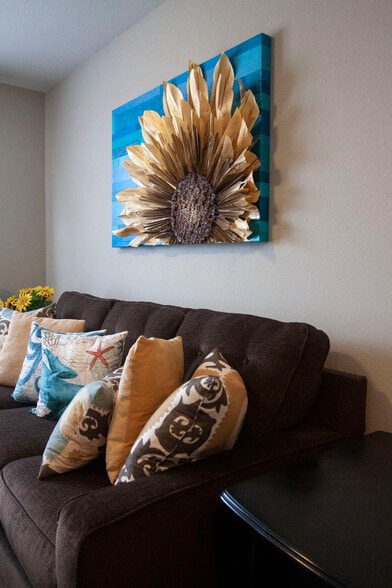 Sleeper Sofa - 9401 Privet Dr