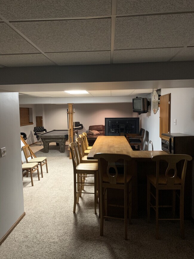 Finished basement - 5546 Breshly Way