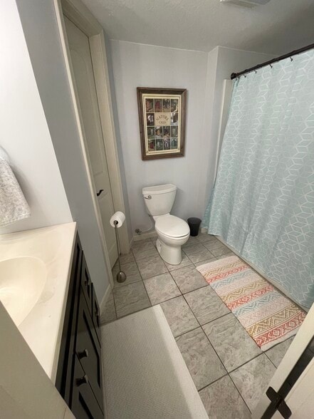 Lower Bathroom - 411 7th St NE