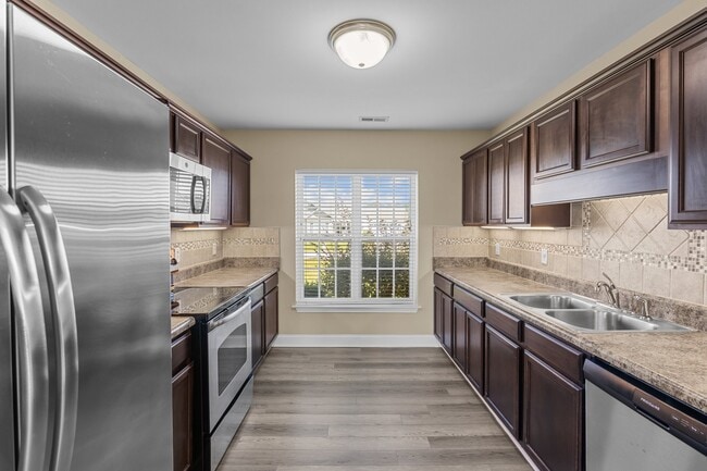 Building Photo - 103 Grist Mill Dr
