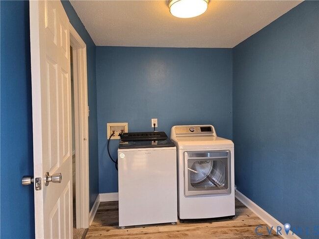 Building Photo - 4600 Painted Post Ln