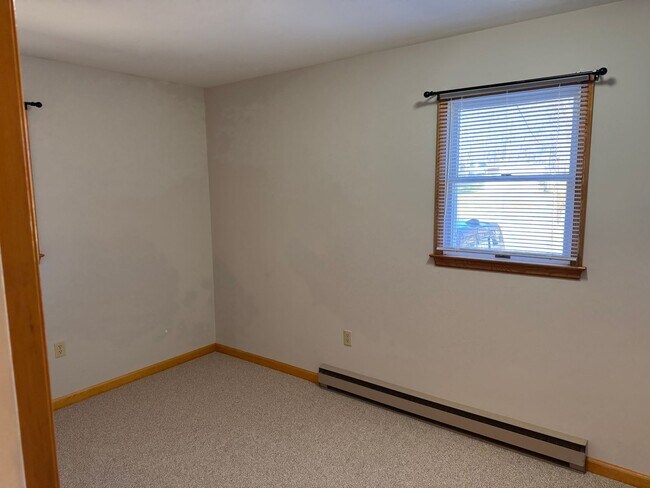 Building Photo - Charming 2-Bedroom Home for Rent in Timberville, VA