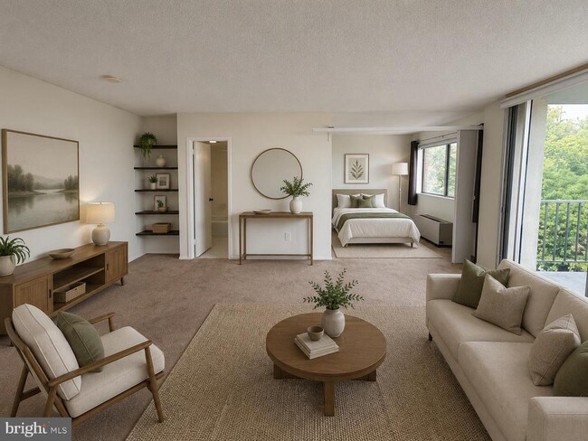 Building Photo - 2059 Huntington Ave