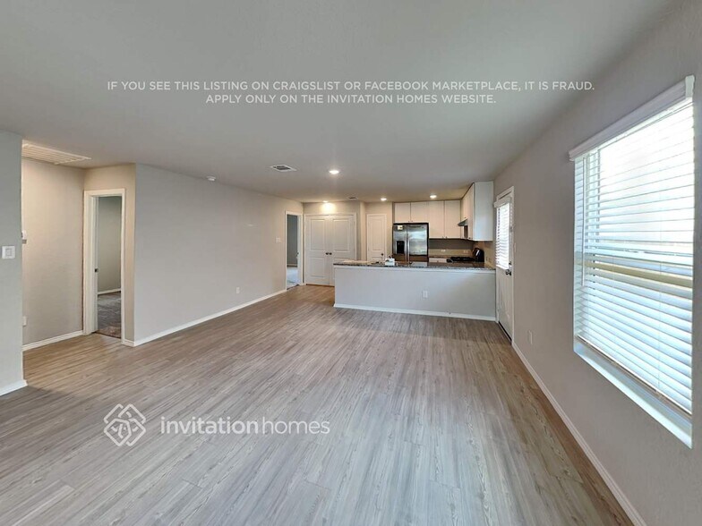 Building Photo - 10618 Varmus Dr