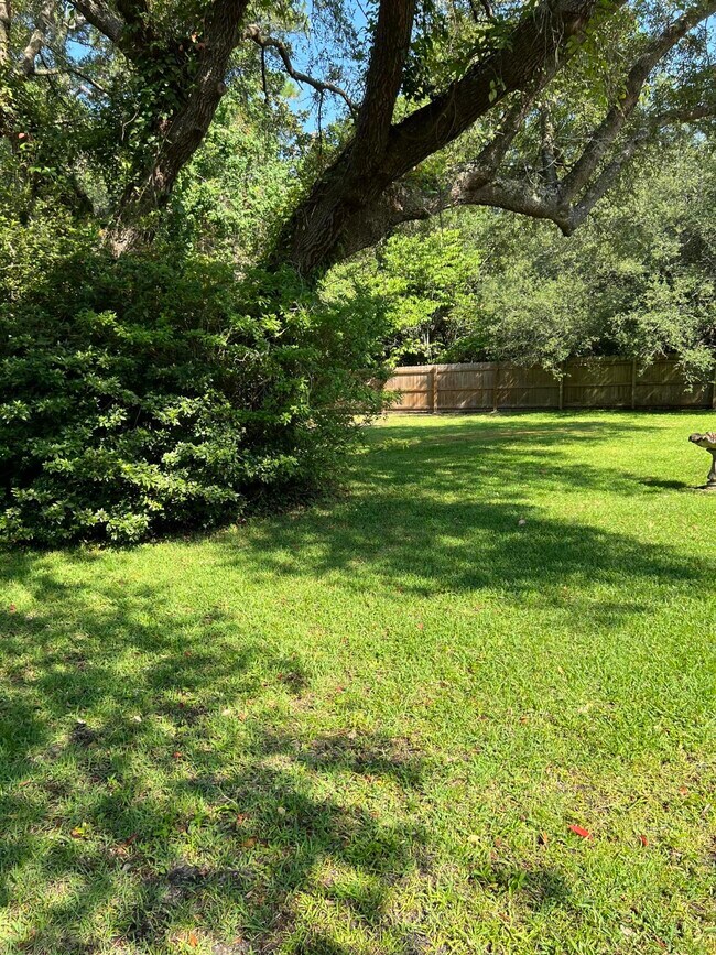 Building Photo - 16 Mariners Ln