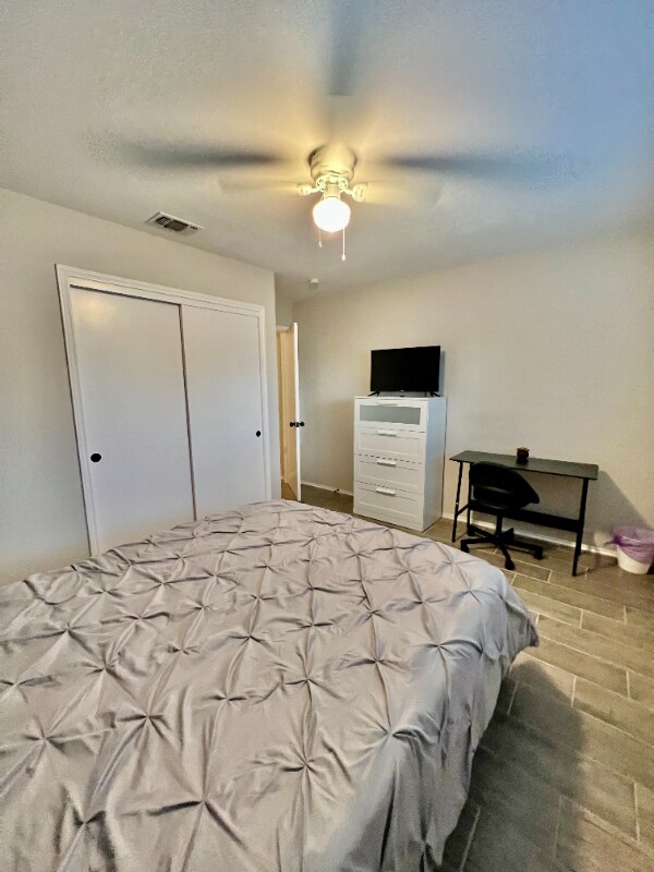 Building Photo - 550 Westoak