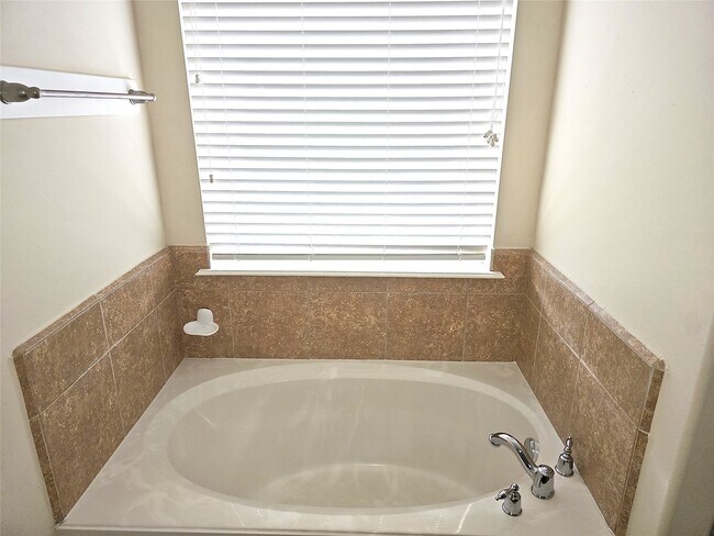 Building Photo - 13214 Arden Ridge Ln