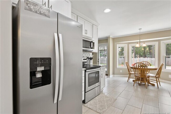 Building Photo - 2142 Baywater Dr