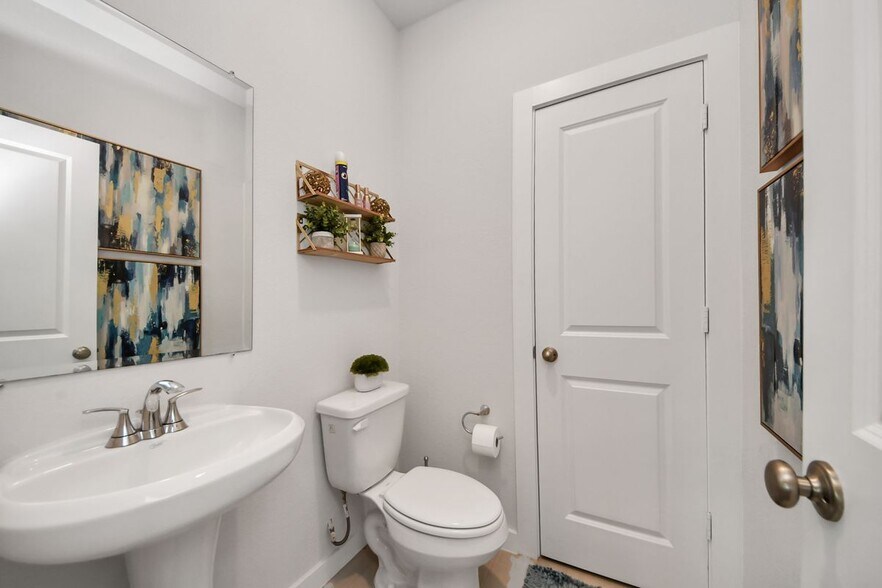 Building Photo - 15734 Autumn Sun Ct