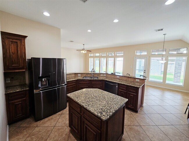 Building Photo - 14715 E Ginger Spice Ct