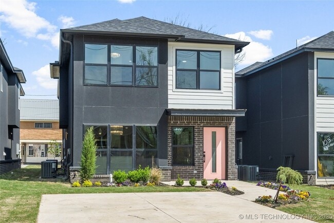 Building Photo - 101 N Atlanta St