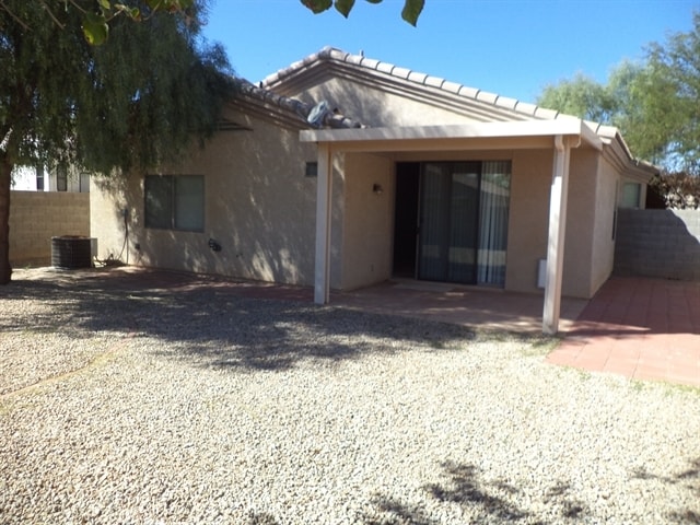 Building Photo - 13571 W Post Dr