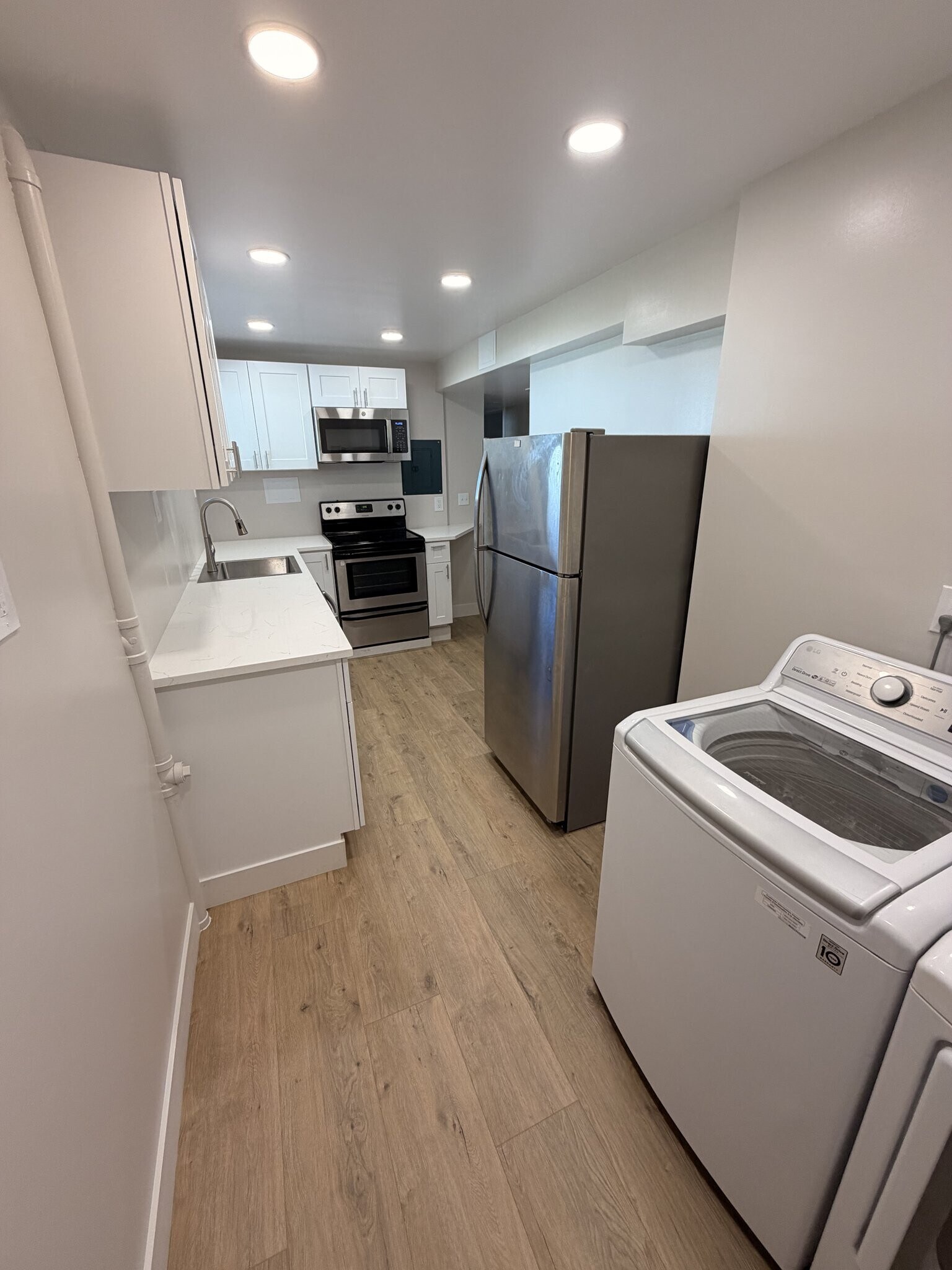 Building Photo - 1618 W 860 S