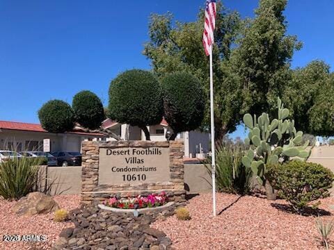 Building Photo - 10610 S 48th St