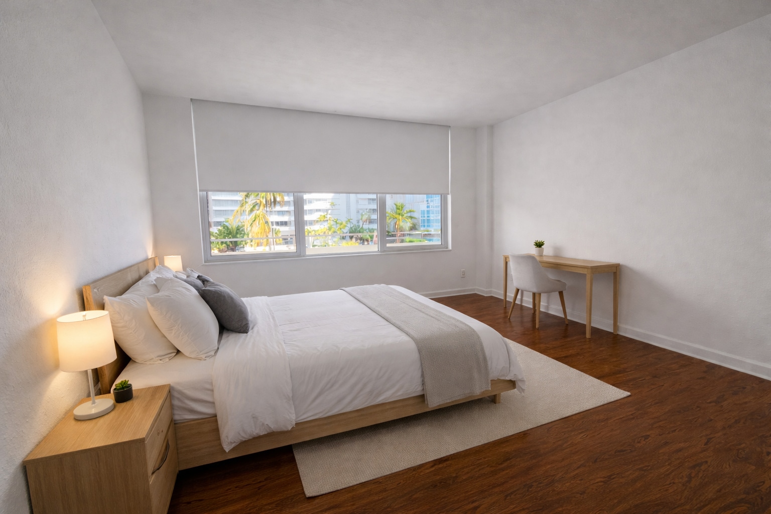 Building Photo - 5600 Collins Ave