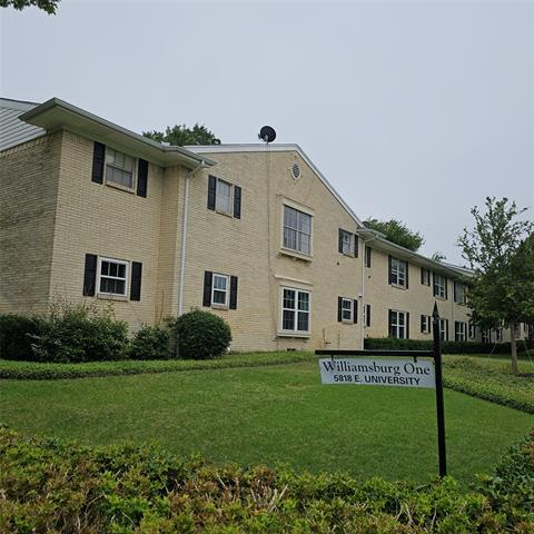 Primary Photo - 5818 E University Blvd
