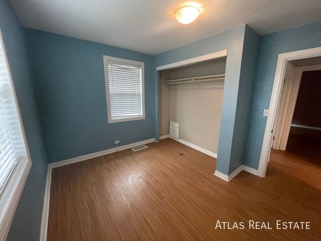 Building Photo - 2234 S Dexter St