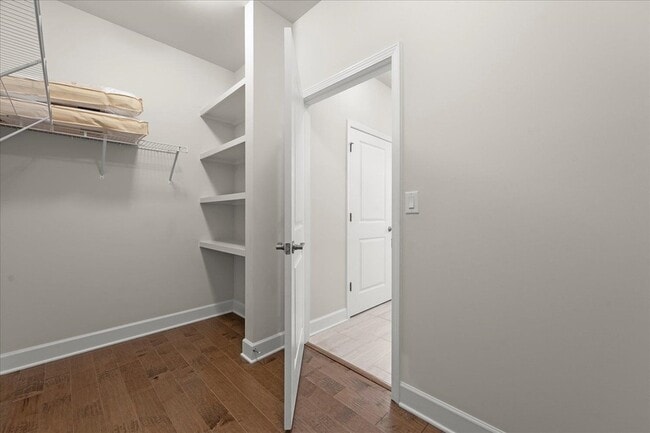 Building Photo - 1021 Leeward Run Trl