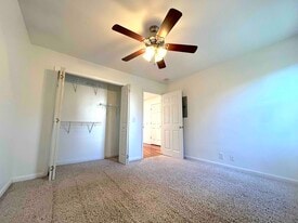 Building Photo - 4878 Shasta Dr