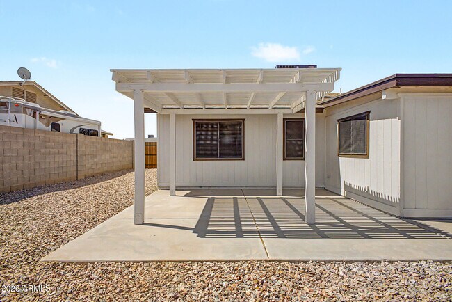 Building Photo - 9010 W Griswold Rd