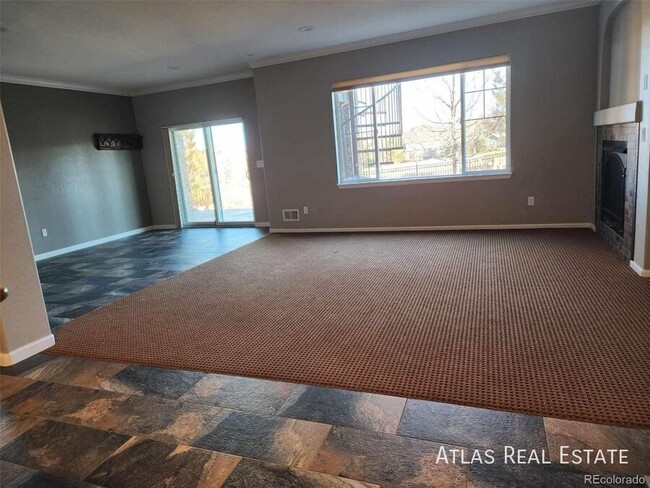 Building Photo - 6242 S Oak Hill Ct