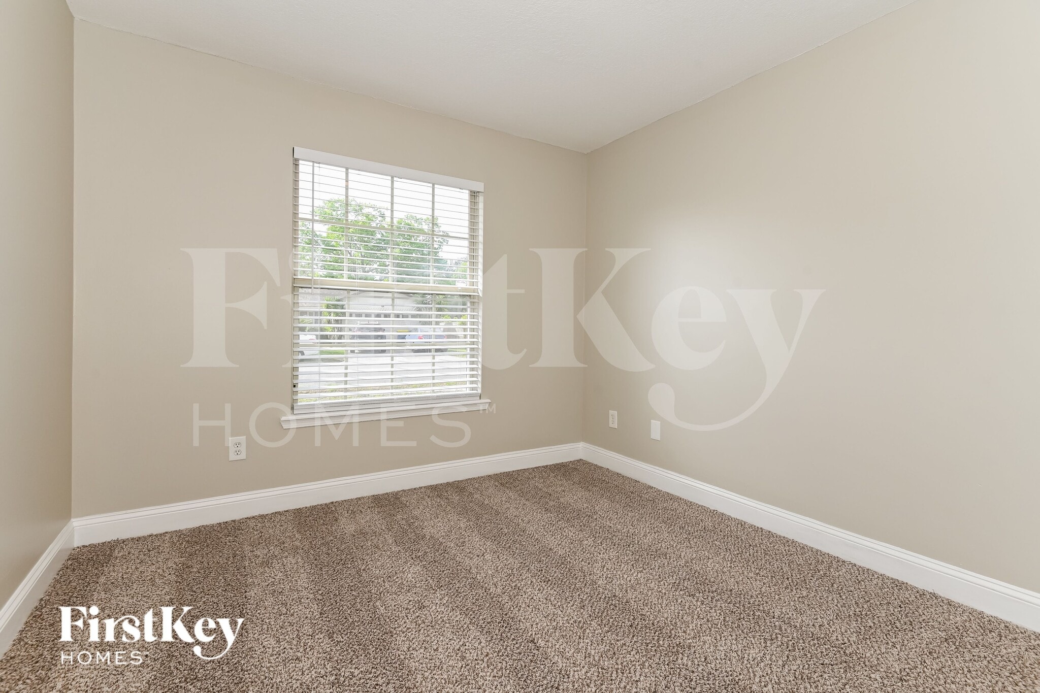 Building Photo - 12211 Rochford Ln