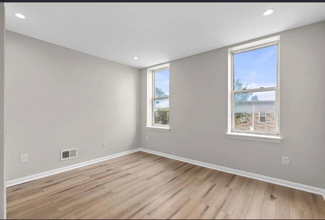 Building Photo - 2218 Orleans St