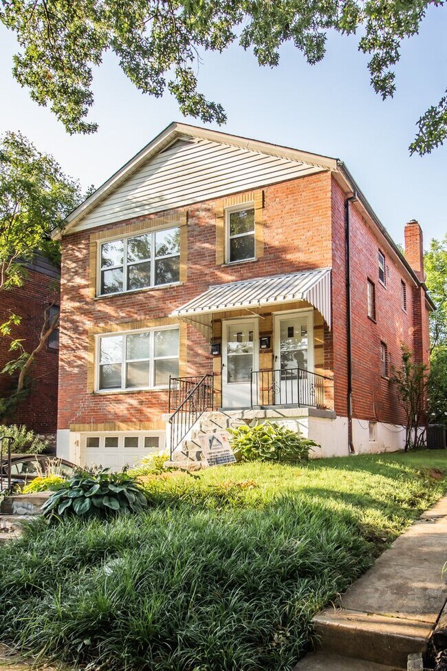 Building Photo - 7212 Dartmouth Ave