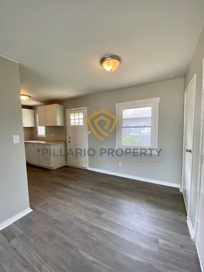 Building Photo - 407 Blackfoot Dr