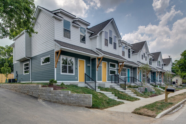 Primary Photo - East Nashville Townhouse!