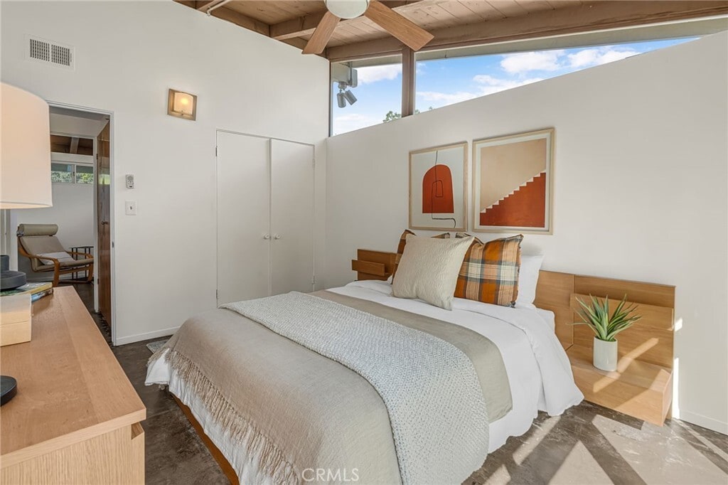 Building Photo - 2518 Pearson Ave