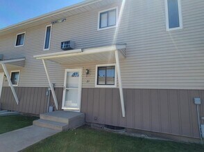 Building Photo - 2 bedroom in Billings MT 59102