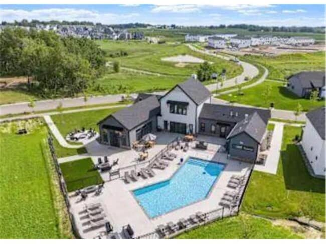 Building Photo - 5385 Robinwood Ct
