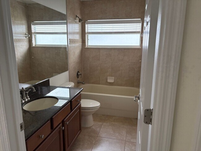 Building Photo - Gated community in quiet subdivision