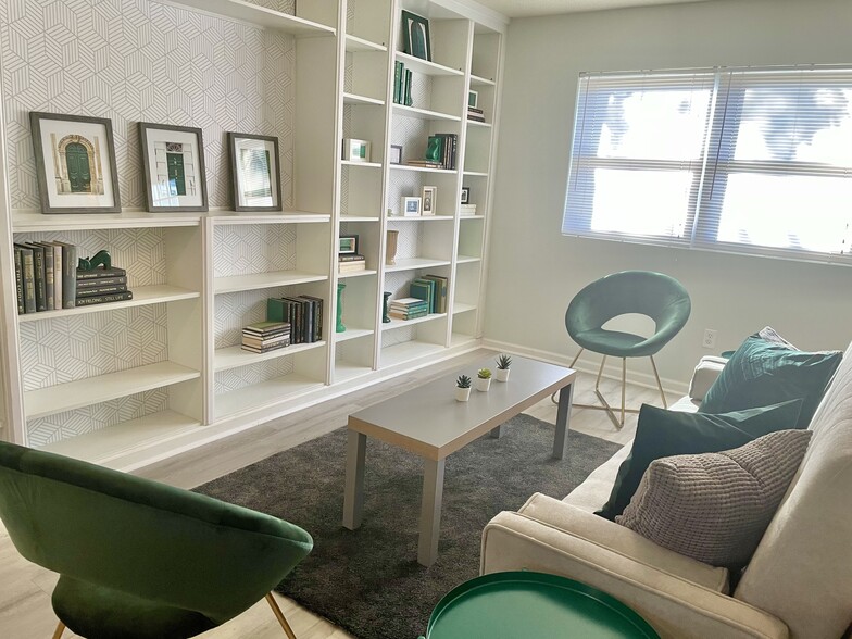 Building Photo - 16 Reid St