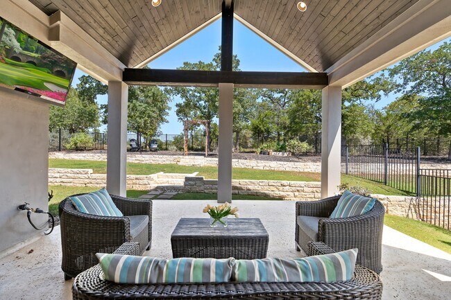 Building Photo - 127 Loysoya St