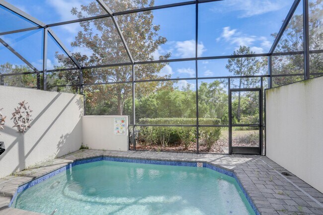 Building Photo - 510 Captiva Dr