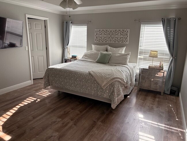 Building Photo - 7087 Strafford Oaks Dr