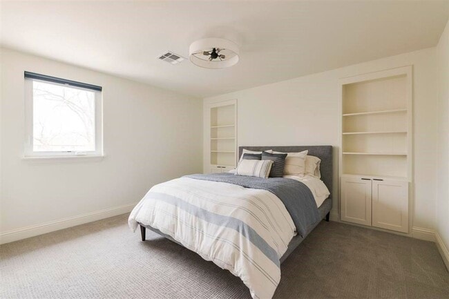 Building Photo - 4 Bedroom 2.5 Bath 2 Car Garage in Quail C...