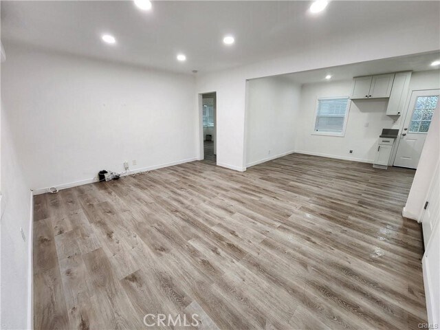 Building Photo - 434 E 57th St