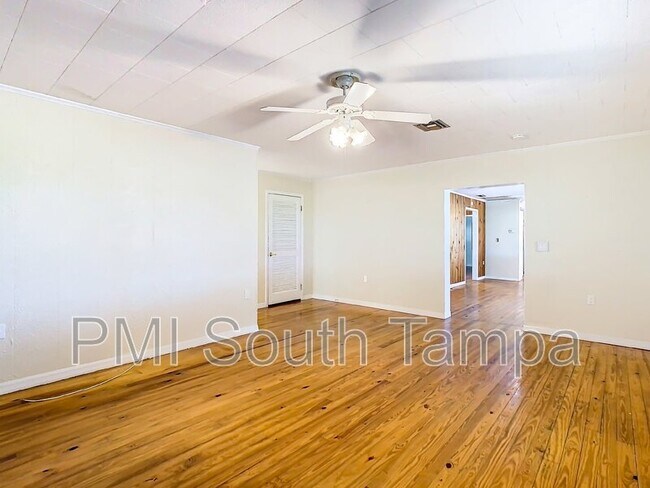 Building Photo - 9960 US-98