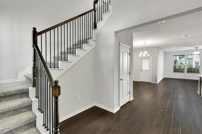 Building Photo - 9111 Gage Dr