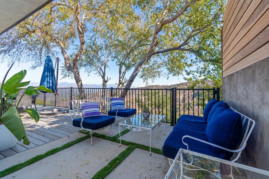 Building Photo - 3632 Beverly Ridge Dr