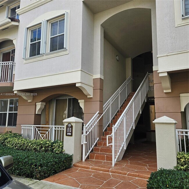 Building Photo - 8980 W Flagler St